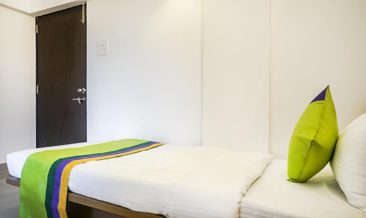Treebo Luxe Suite, Shivaji Nagar Poona Buitenkant foto